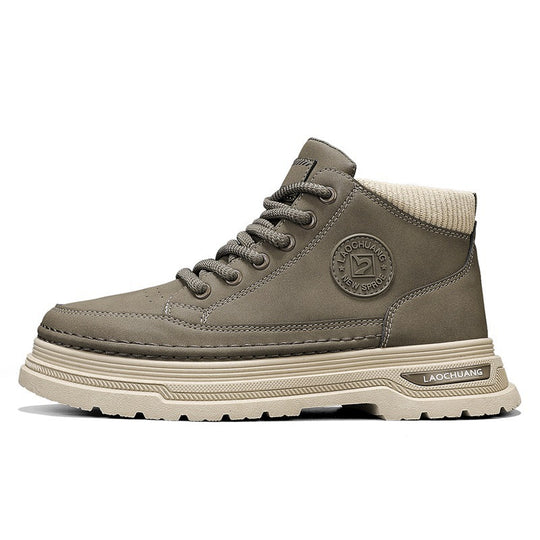 Damen Hohe Sneaker mit gepolsterter Knöchelpartie und rutschfester Sohle EB