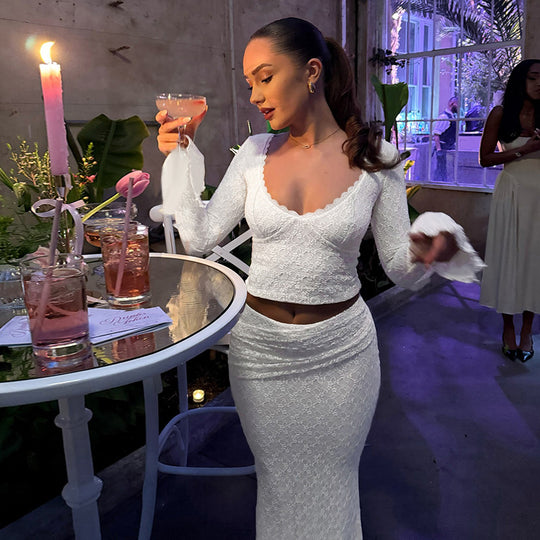Damen Elegantes Spitzenkleid mit voluminösen Ärmeln und tiefem V-Ausschnitt EB