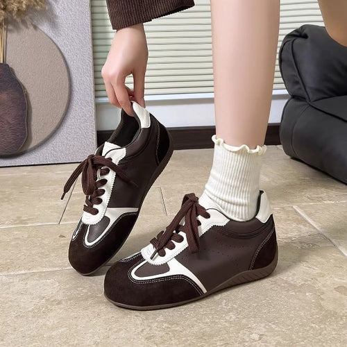 Damen Sportliche Sneakers im Retro-Stil mit weichem Wildleder EB