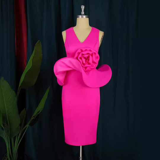 Damen Cocktailkleid mit kunstvollem Blumenapplikation EB