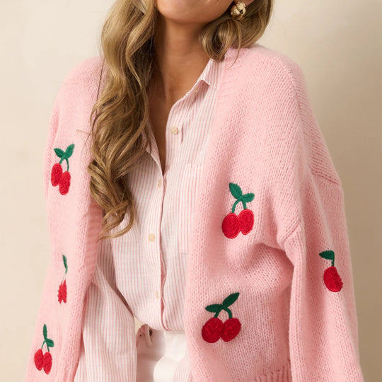 Damen kuschelige Strickjacke mit kirschmotivierten Applikationen EB