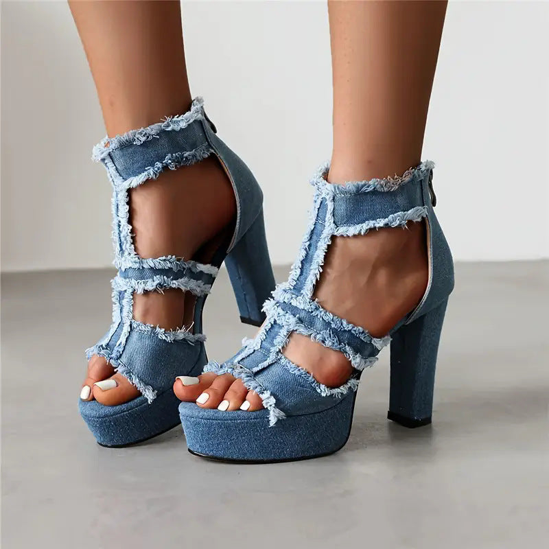 Damen Plateausandalen mit fransigen Denim-Details EB