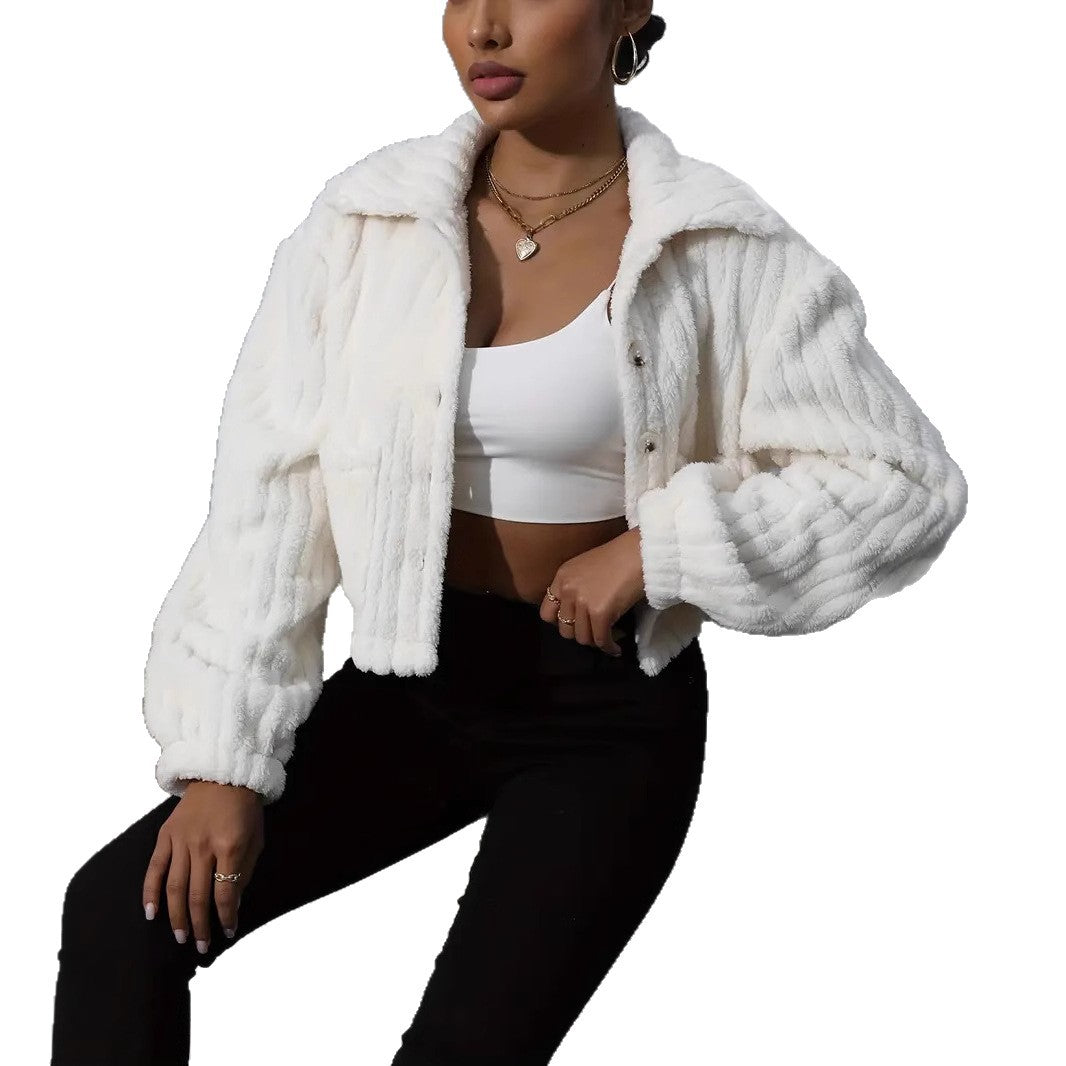 Damen Fluffy Overshirt im Couture-Stil mit Taschen EB