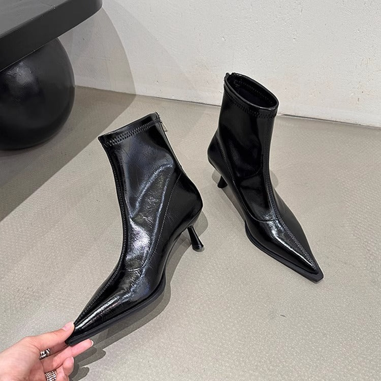 Damen elegante Stiefeletten mit spitzem Schnitt und raffiniertem Absatz EB
