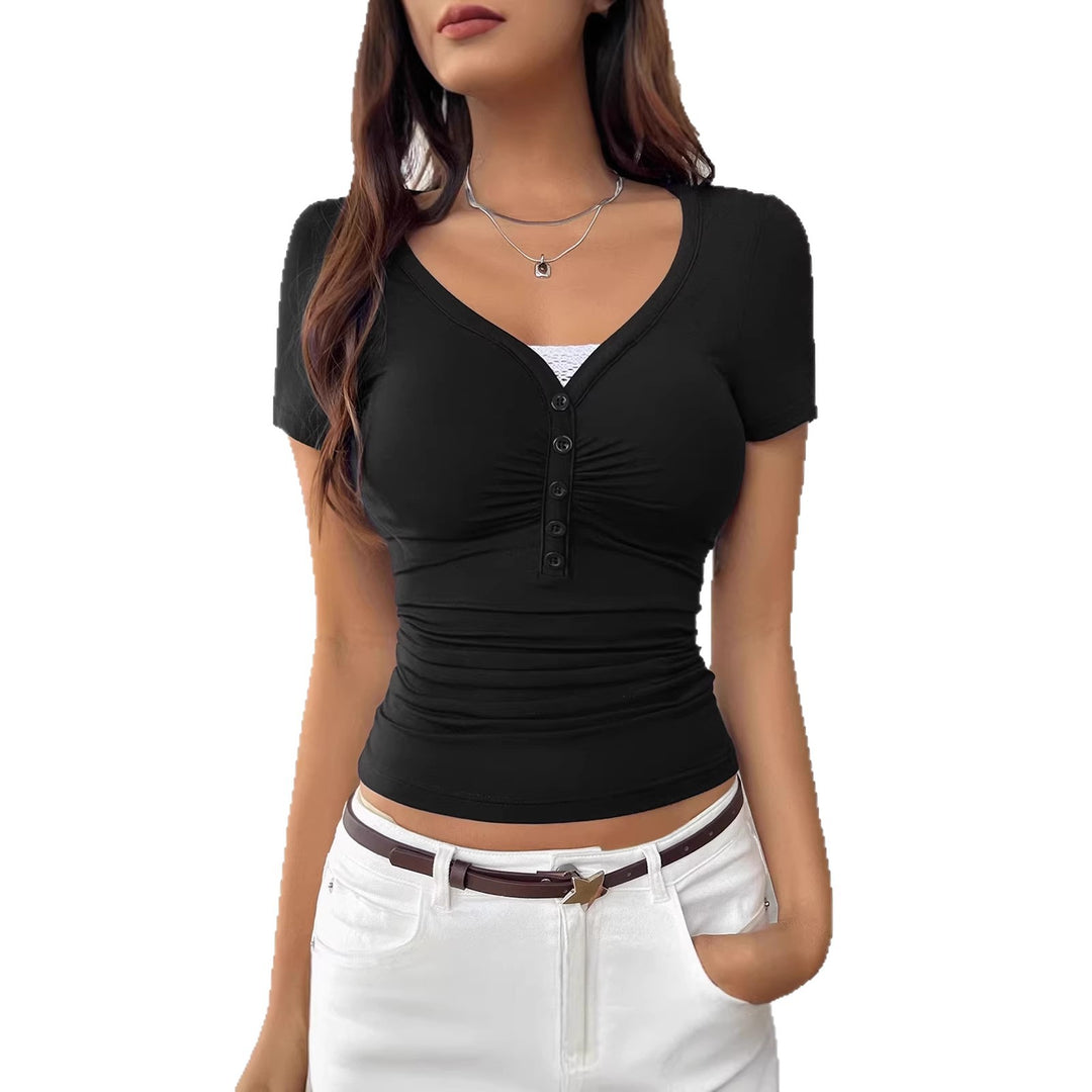 Damen figurbetontes Kurzarmshirt mit Knopfleiste und Raffung EB