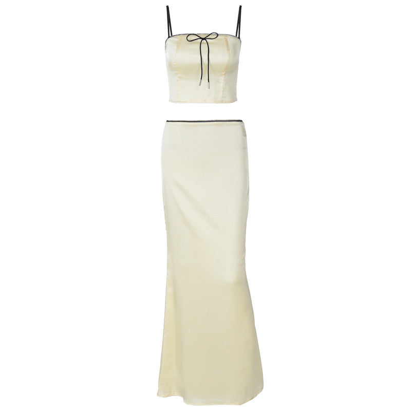 Damen Glamouröses Satin-Kleid mit Spitzendetails EB