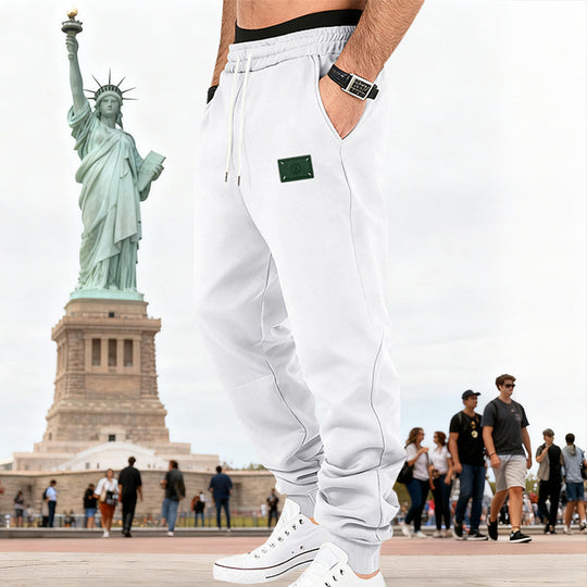 Herren Slim-Fit Sweat-Jogger mit elastischem Bund, Tunnelzug und gerippten Bündchen EB