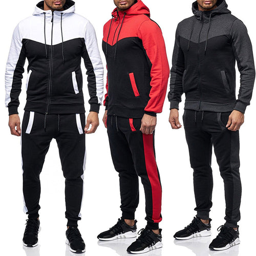 Herren Sportanzug mit Kapuze und seitlichen Taschen EB