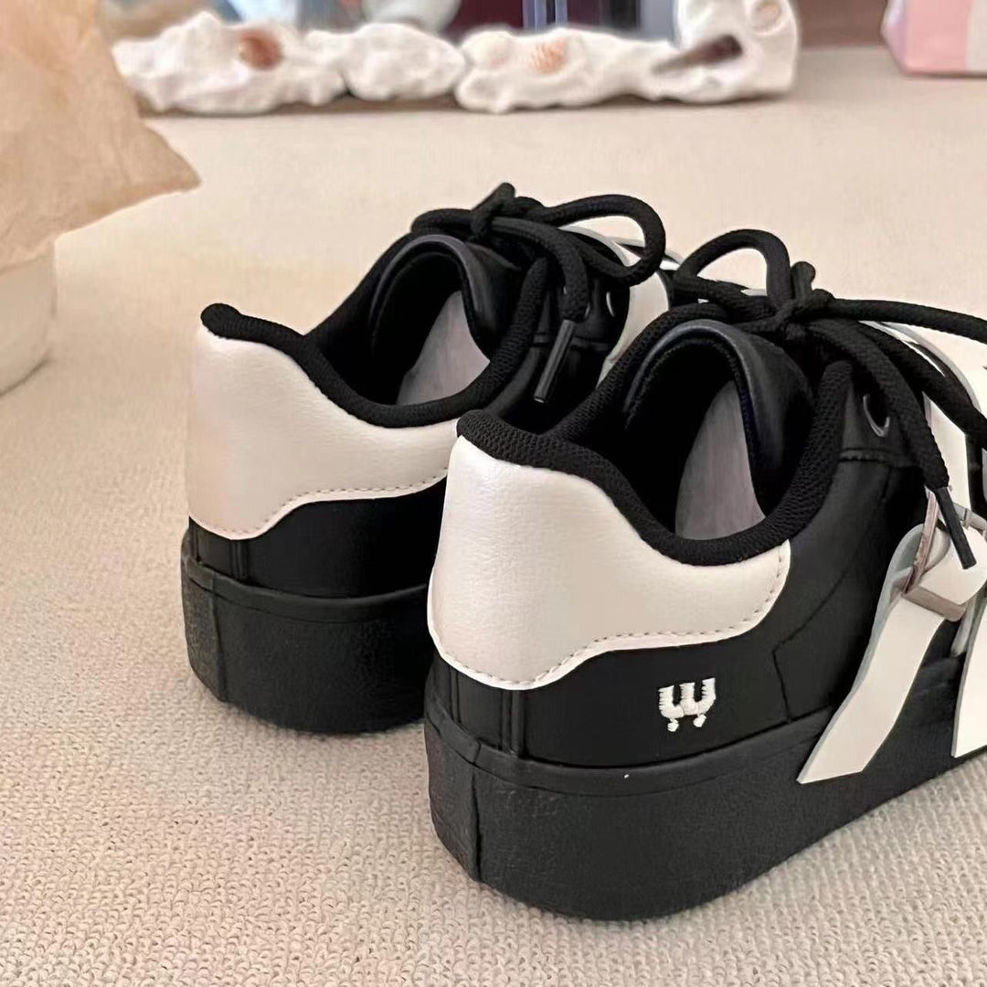 Damen Sportliche Sneakers mit innovativem Schnürsystem EB