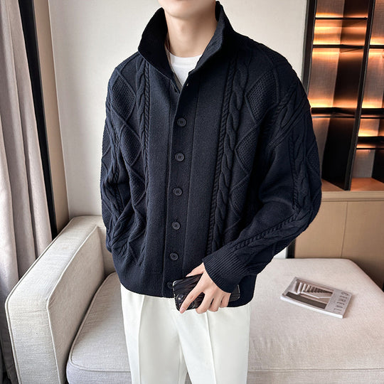 Herren Grobstrickpullover mit modernem Stehkragen und Knopfleiste EB