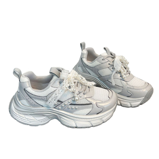 Damen Sportliche Chunky Sneaker mit extravagantem Perlenschmuck EB