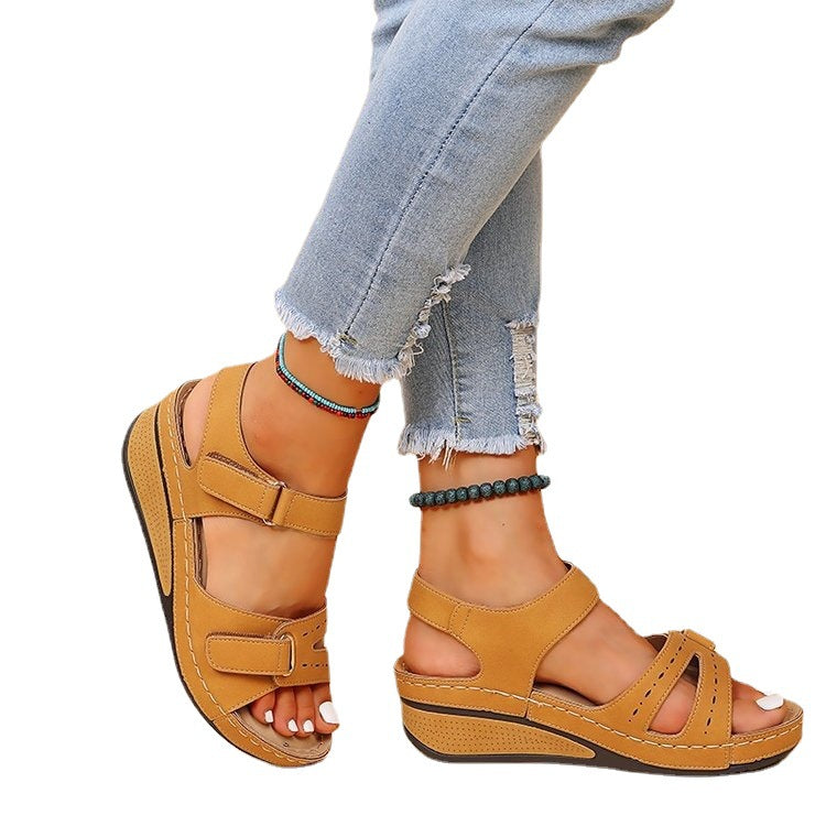 Damen  ergonomische Riemen-Sandalette mit dämpfender Memory-Innensohle und verstellbaren Klettverschlüssen EB