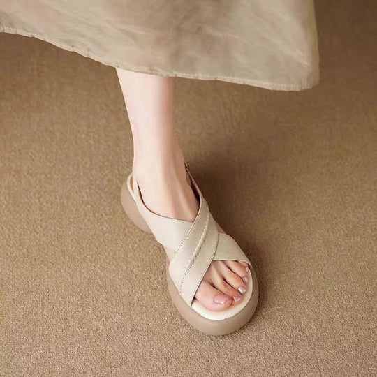 Damen Komfortable Plattform-Sandalen mit verstellbaren Riemen und anatomisch geformtem Fußbett EB