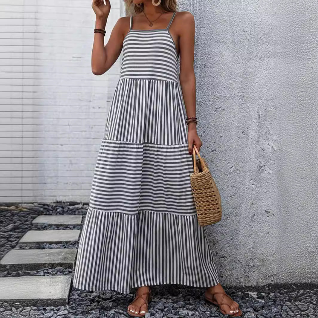 Damen Maxikleid mit schmalen Trägern und gestreiftem Design EB