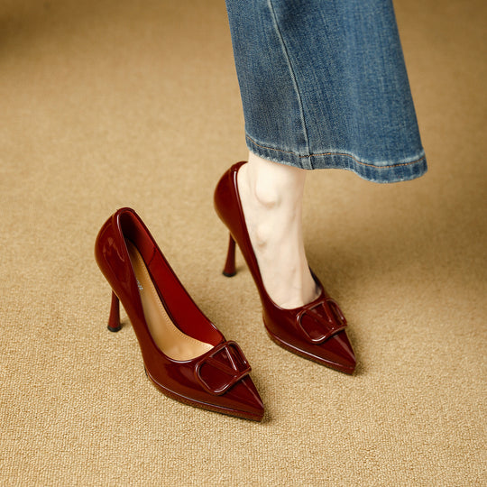 Damen Hochglanz Pumps mit dekorativem Schleifenakzent EB