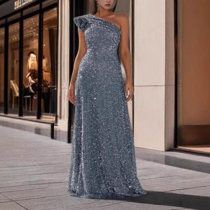Damen Glamouröses Maxikleid mit schulterfreiem Design und funkelnden Pailletten EB