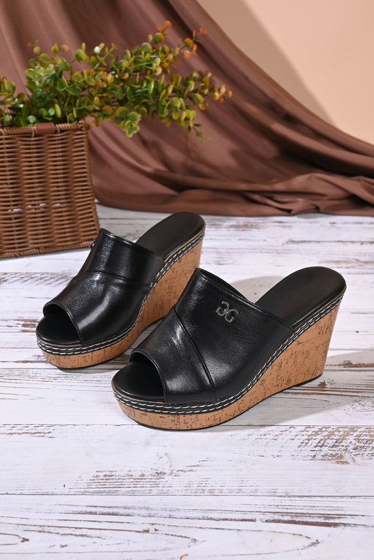 Damen Wedge-Pantoletten mit modischem Metallic-Obermaterial und komfortablem Korkfußbett EB