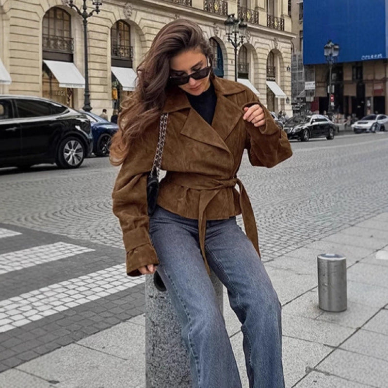 Damen Modische Wildlederjacke mit Gürtel und tailliertem Schnitt EB