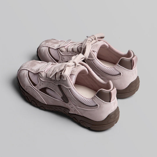 Damen sportliche Sneaker mit innovativer Oberflächenstruktur und rutschfester Sohle EB