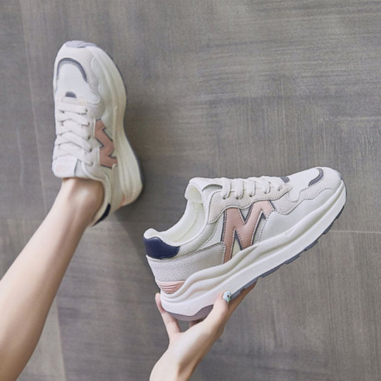 Damen Modische Sneakers mit stabilem Dämpfungssystem und rutschfester Sohle EB