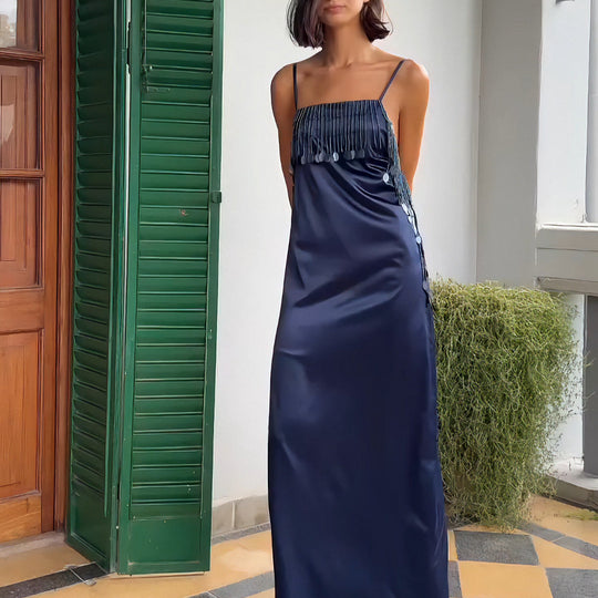 Damen Maxikleid mit schimmernden Pailletten und tranchierendem Saum EB