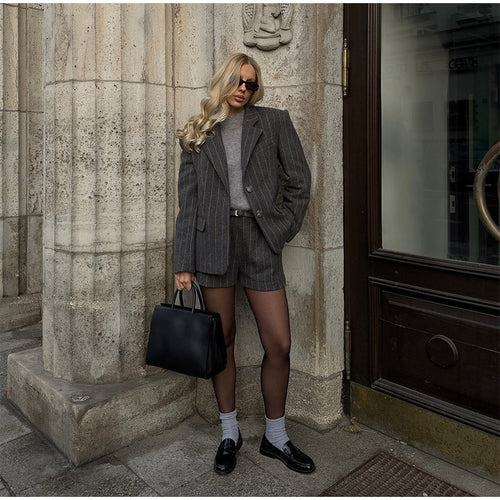Damen Oversized Blazerjacke mit eleganten Streifen EB
