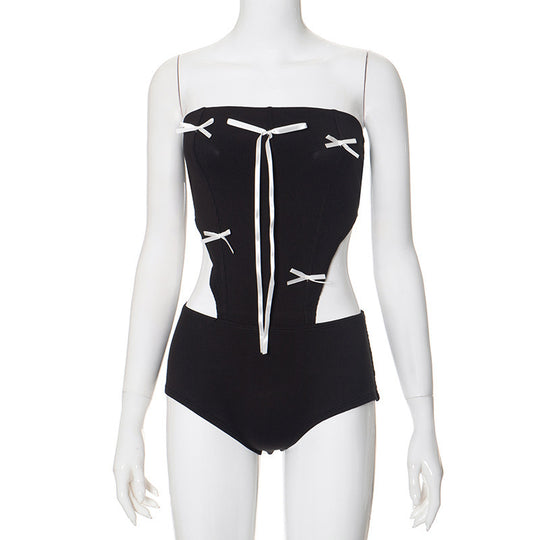 Damen Bandeau-Badeanzug mit dekorativen Kordelzügen und figurformendem Schnitt EB
