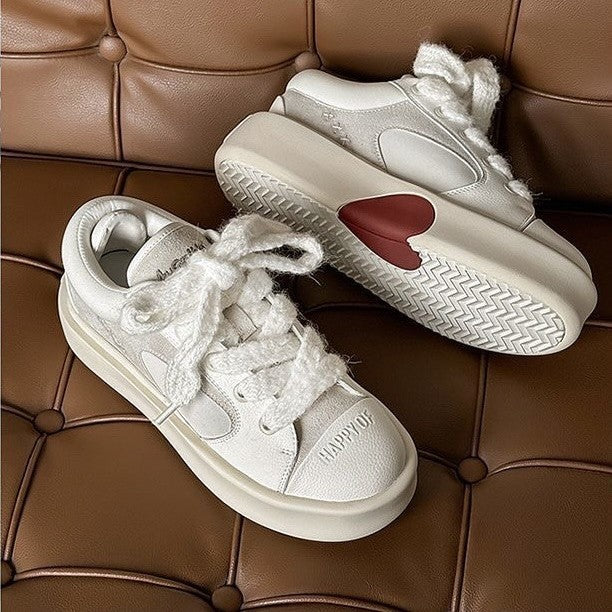 Damen modische Sneaker mit dämpfender Plateau-Sohle und stylischen Akzenten EB