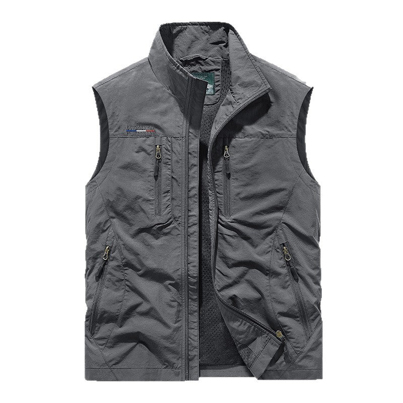 Herren Multifunktionale Outdoor-Utility‑Weste mit Mesh‑Innenfutter und zahlreichen Taschen EB