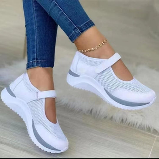Damen Sportliche Slip-On Schuhe mit verstellbarem Riemendesign EB