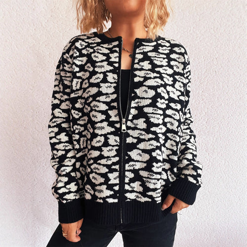 Damen Strickjacke mit modernem Leopardenmuster und Zipperdetails EB