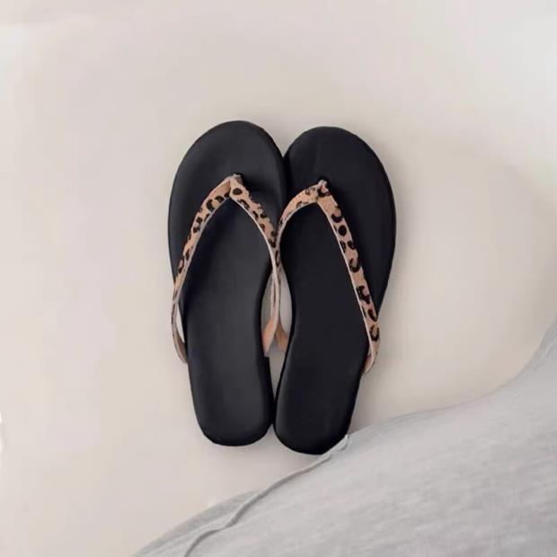 Damen Zehentrenner-Sandalen mit komfortablem Fußbett und elegantem Design EB