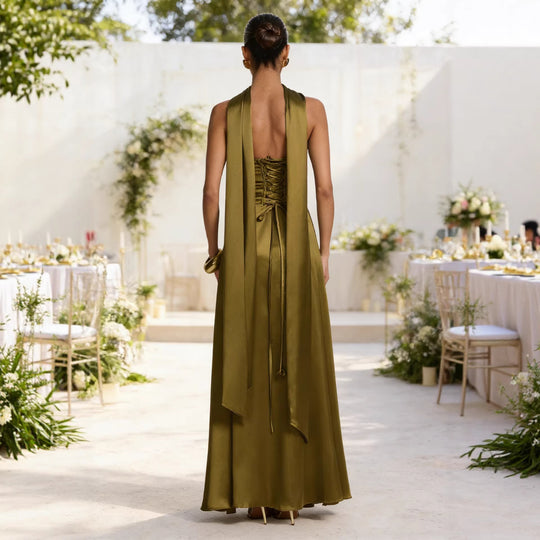 Damen Elegantes und schulterfreies Abendkleid mit fließendem Fall EB