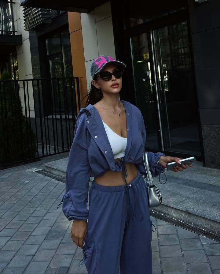 Damen Loungewear-Set mit Oversize-Kapuzenjacke und taillenhohen Sweatpants EB