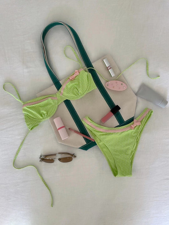 Damen gepunkteter Bikini mit verspieltem Design EB