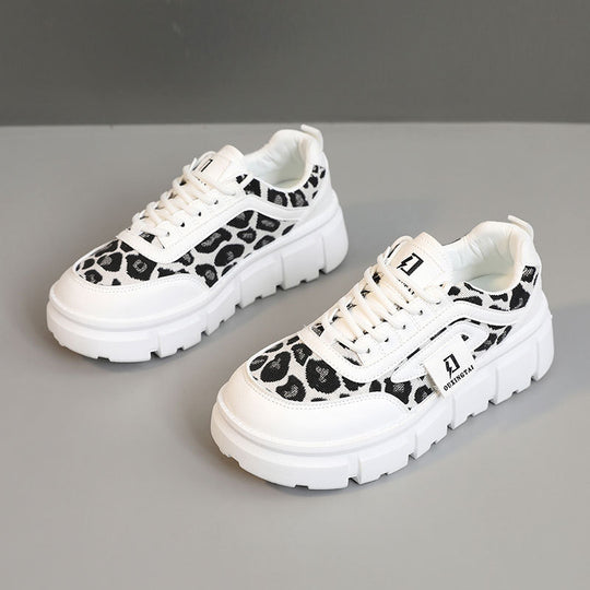 Damen Sportliche Chunky Sneakers mit einzigartigem Leopardenmuster und dämpfender Sohle EB