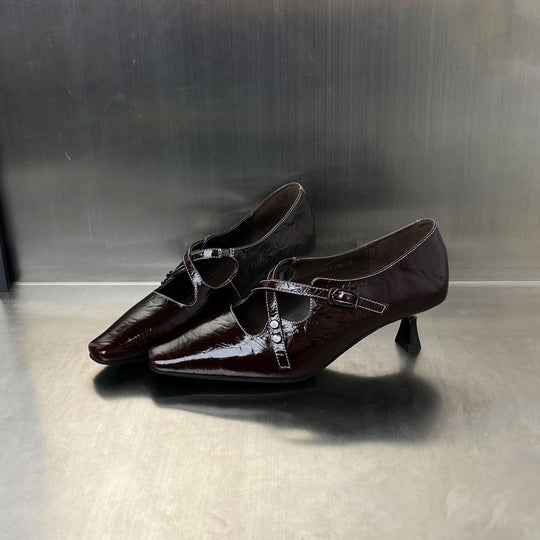 Damen elegante Ballerina Schuhe mit verstellbarem Riemen und glänzendem Obermaterial EB