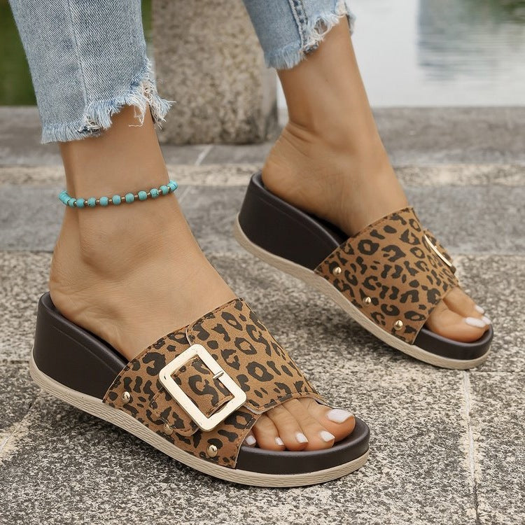 Damen Komfortable Wedge-Sandalen mit modischem Leopardenmuster EB