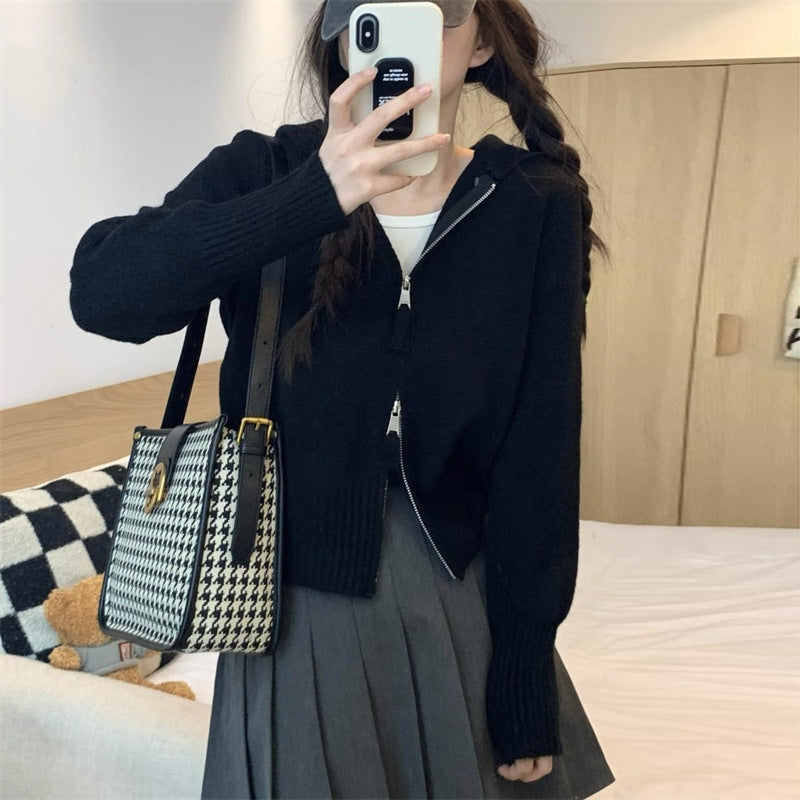 Damen Strickjacke mit hohem Kragen und Reißverschluss EB