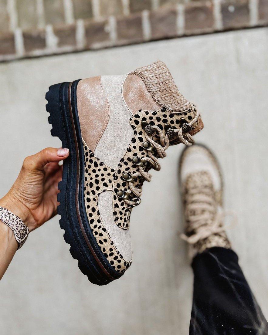 EB | Stiefeletten mit Wildlederdetails Leopardenmuster
