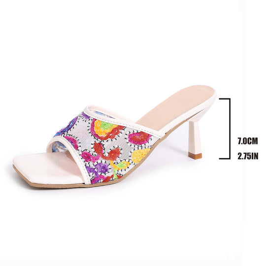 Damen Modische Sandaletten mit buntem Stickdesign und elegantem Schaft EB