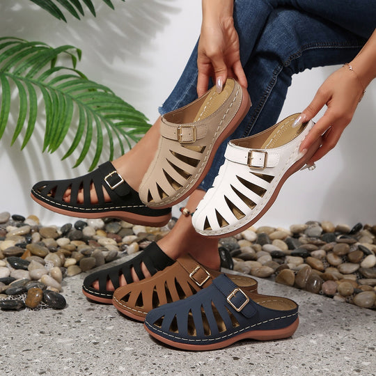 Damen Slipper‑Sandalen mit geschlossener Zehenkappe, Cut‑Out‑Design und verstellbarer Schnalle EB