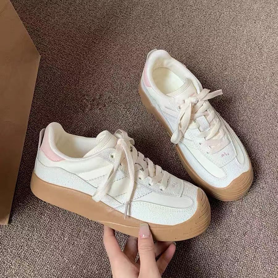 Damen Komfortable Sneaker mit atmungsaktiver Oberflächenstruktur und dämpfender Sohle EB