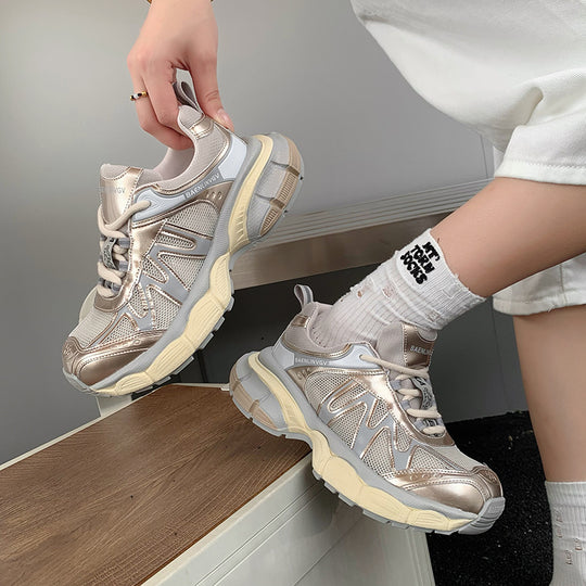 Damen sportliche Lauf Sneakers mit atmungsaktiver Mesh-Oberfläche und dämpfender Sohle EB