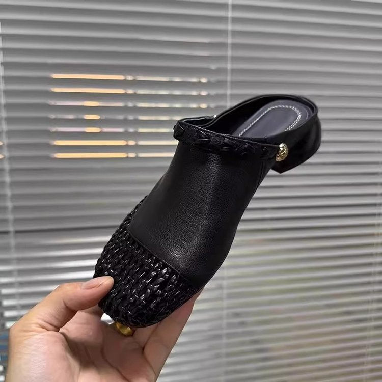 Damen modische Mules mit dekorativer Korb-Optik EB