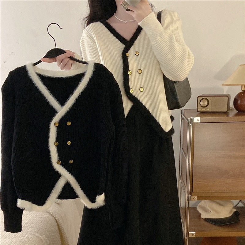 Damen Strickjacke mit asymmetrischem Schnitt und goldenem Knopfdesign EB