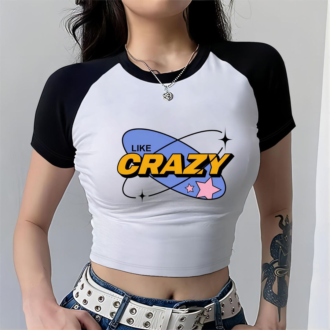 Damen Cropped T-Shirt mit auffälligem Druckdesign EB