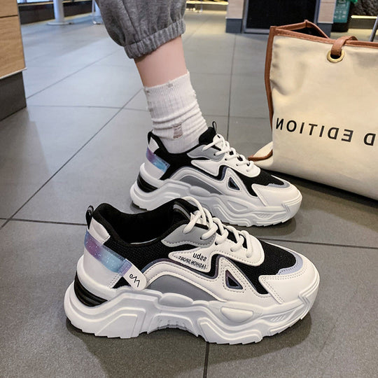 Damen trendige Sneakers mit innovativer Dämpfung und atmungsaktiver Mesh-Oberfläche EB