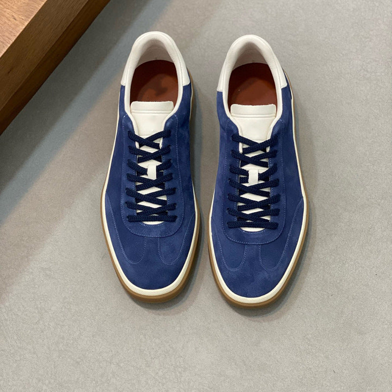 Damen Sneaker aus weichem Wildleder mit raffiniertem Schnürsystem EB