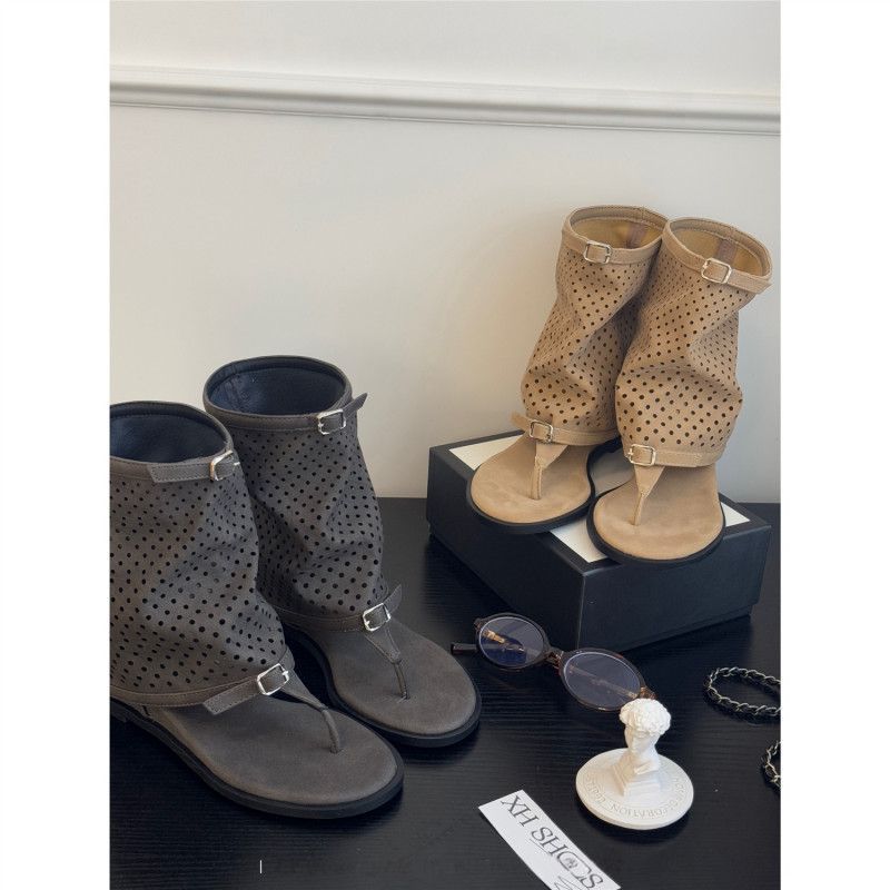 Damen modische Stiefeletten mit perforiertem Design EB